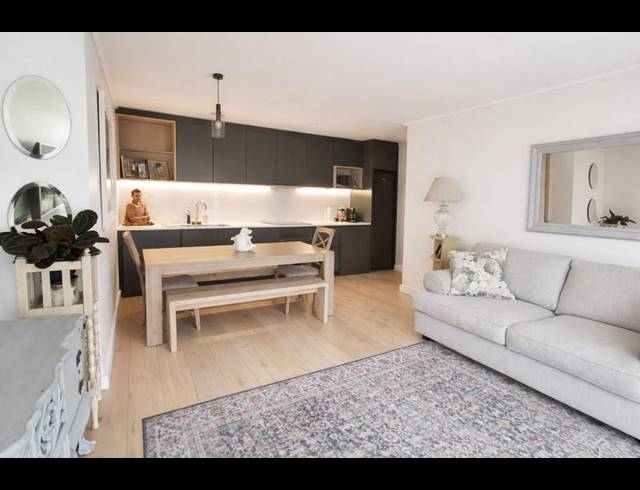 2 BEDROOM APARTMENT FOR SALE IN RONDEBOSCH